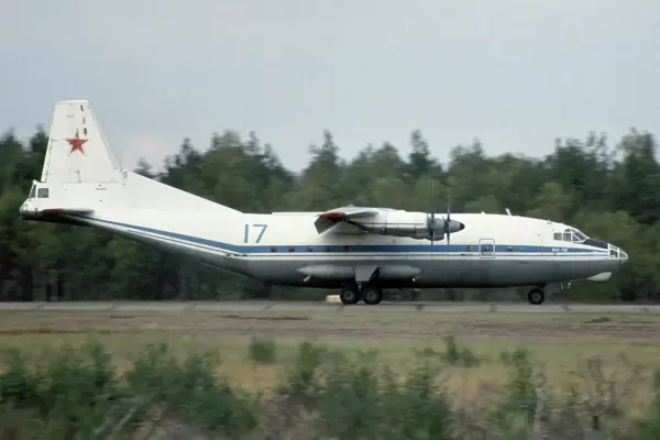 Antonov An-12