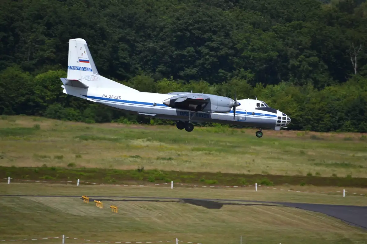 Antonov An-30