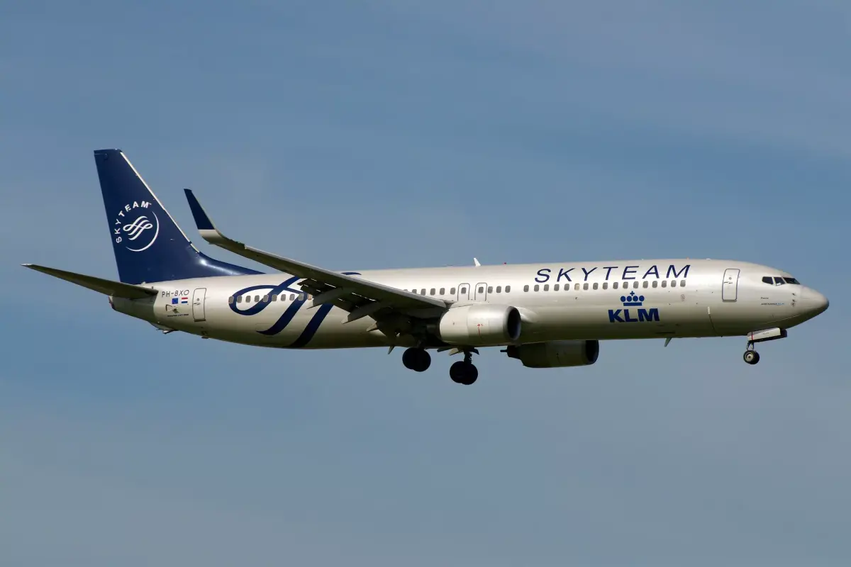 Boeing 737-900