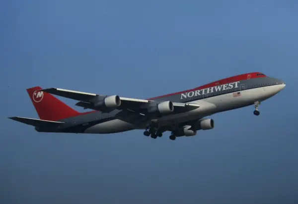 Boeing 747-100