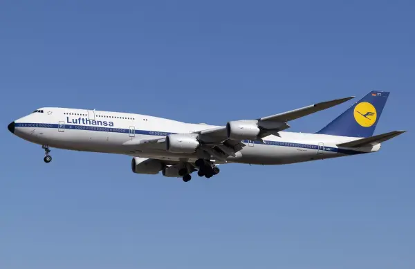 Boeing 747-8