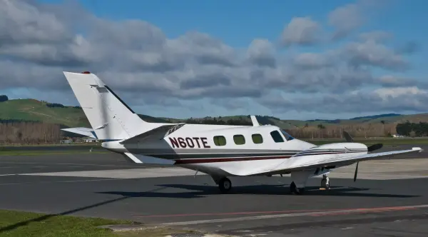 Beechcraft Model 60 Duke
