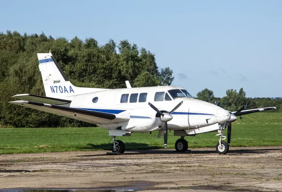 Beechcraft Model 70 Queen Air