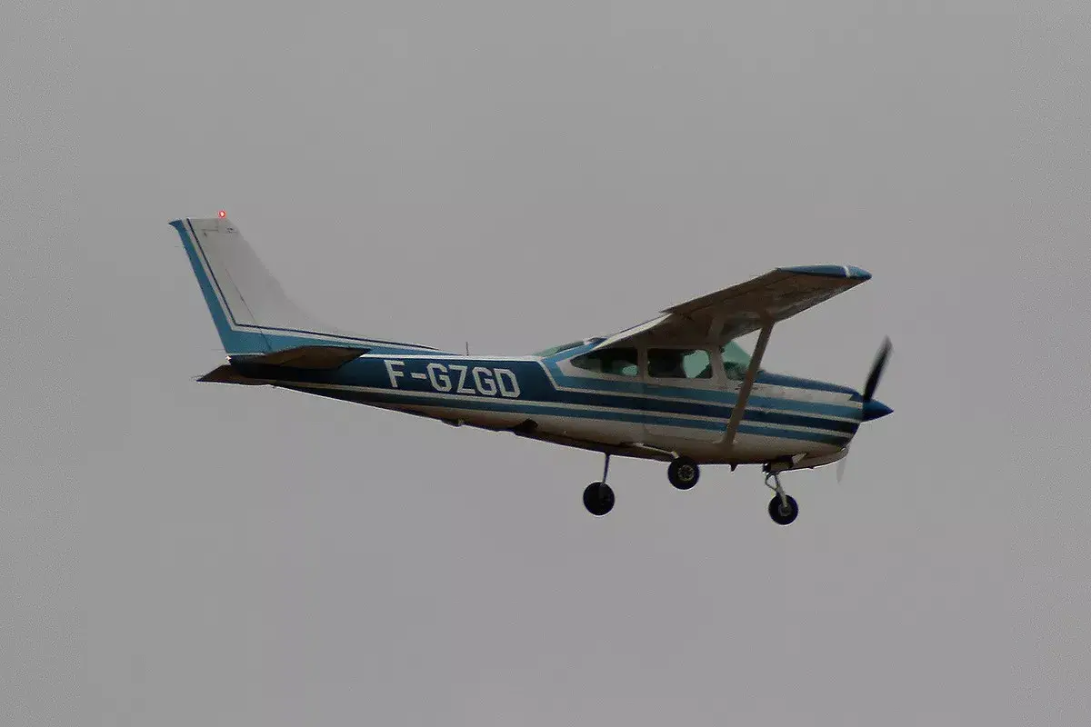 Cessna R182 Skylane RG