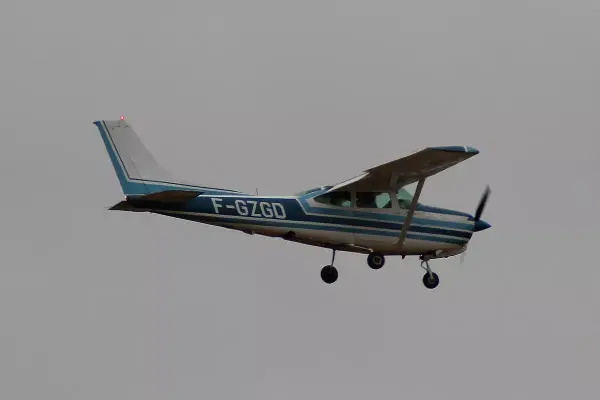 Cessna R182 Skylane RG