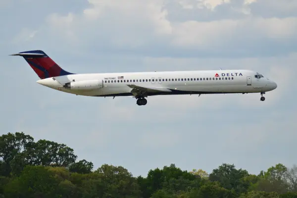 McDonnell Douglas DC-9-50
