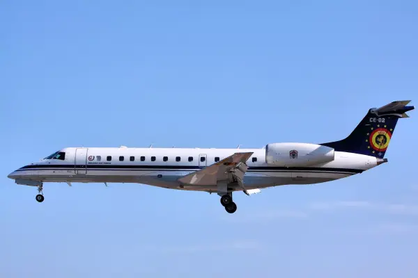 Embraer ERJ-135