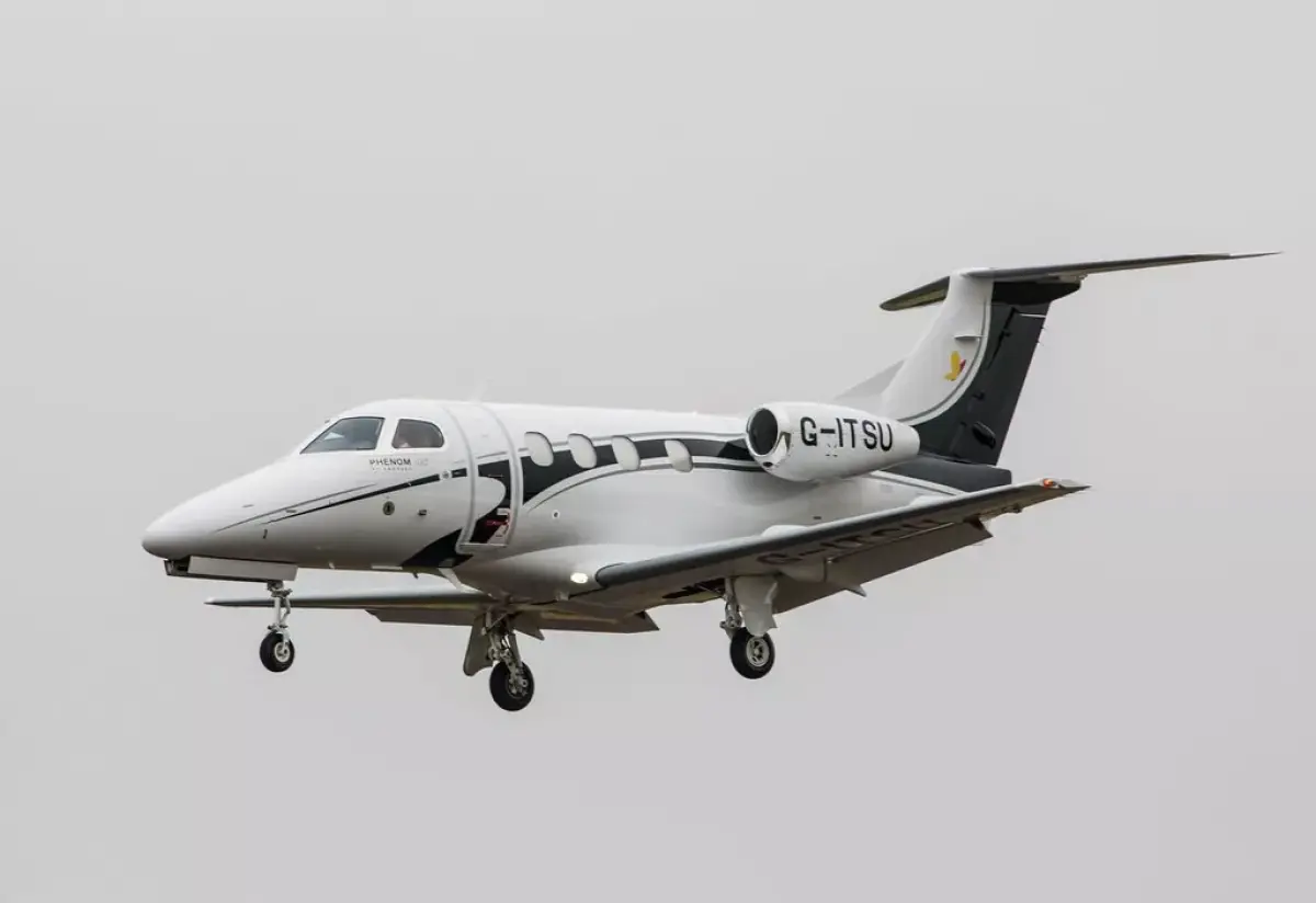 Embraer EMB-500 Phenom 100