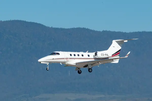 Embraer EMB-505 Phenom 300