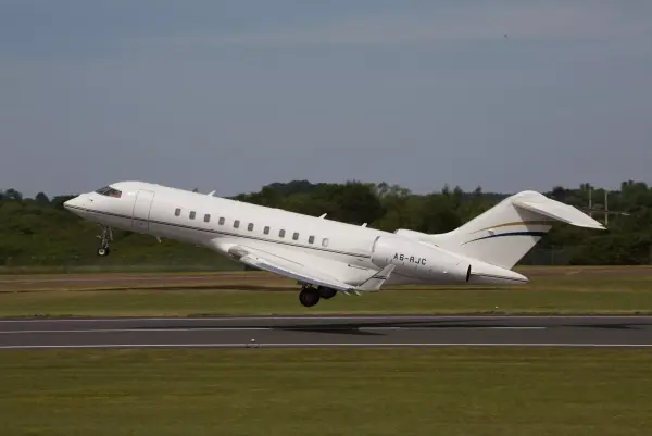 Bombardier Global 5000