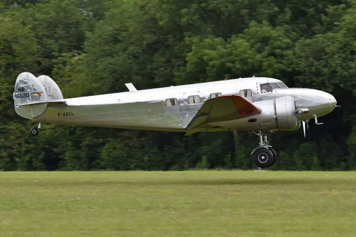 Lockheed L-12 Electra Junior