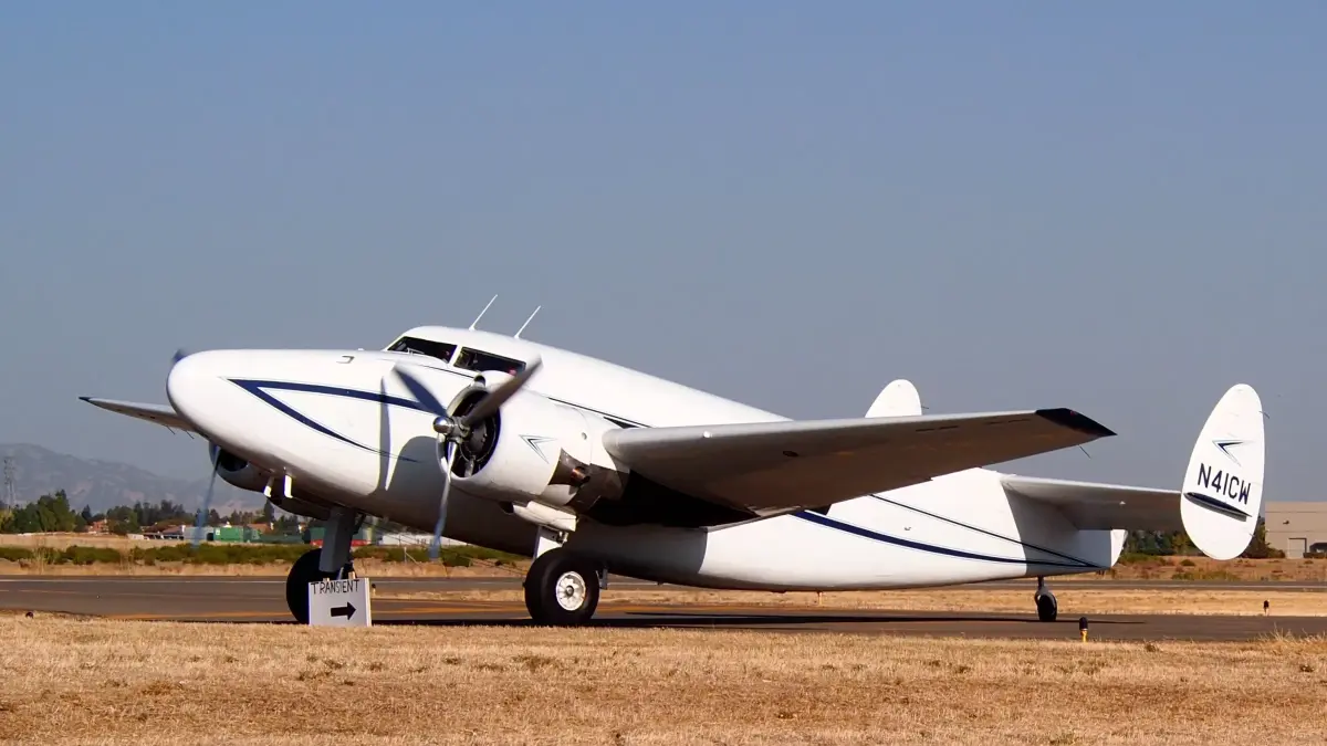 Lockheed L-18 Lodestar