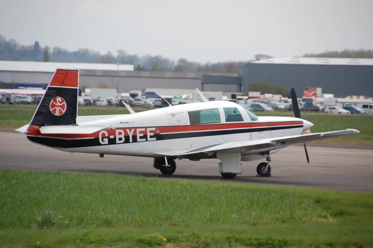 Mooney M20 Turbo
