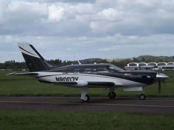 Piper M600