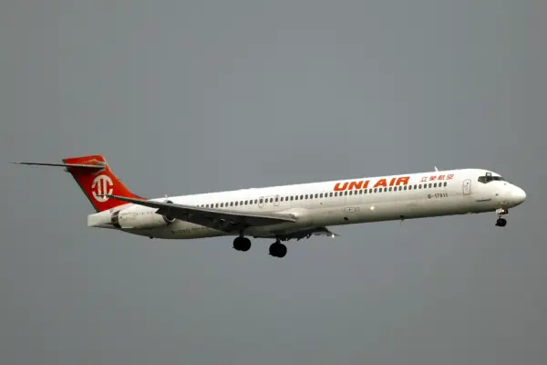 McDonnell Douglas MD-90
