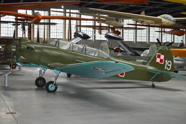 Yakovlev Yak-18