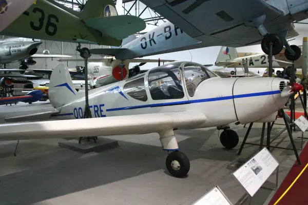 Zlín Z-22 Junak