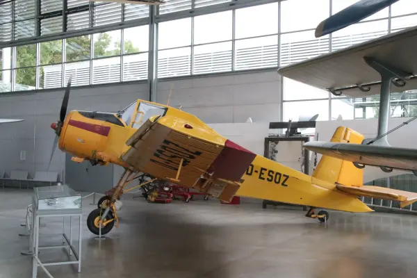 Zlín Z-37 Čmelák
