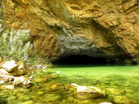 Altınbeşik Cave National Park