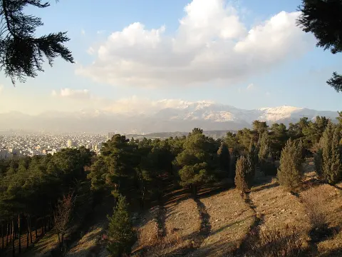 Sorkheh Hesar National Park